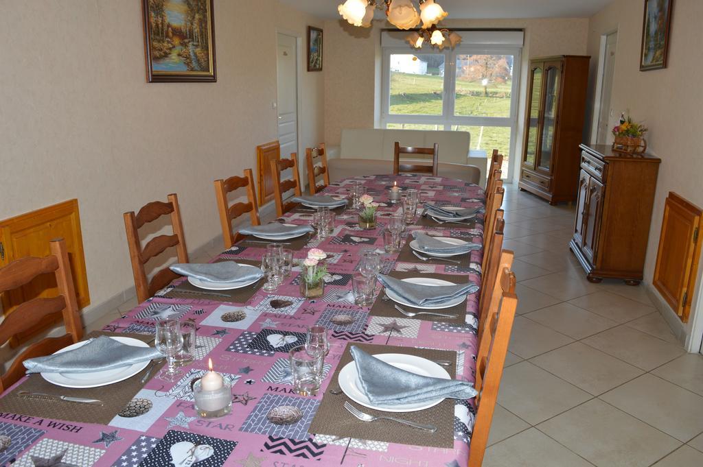 Chambres Et Table D'Hotes La Trottelee Bellefontaine  Экстерьер фото